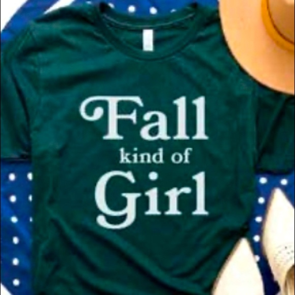 Fall Tee in Forest Green